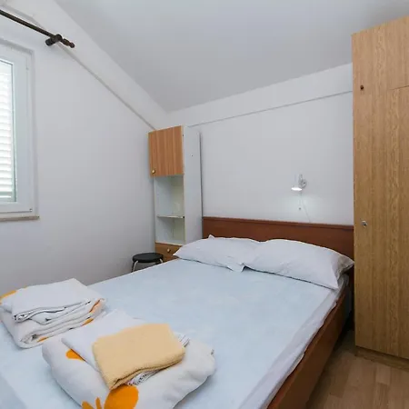 516a Apartment *